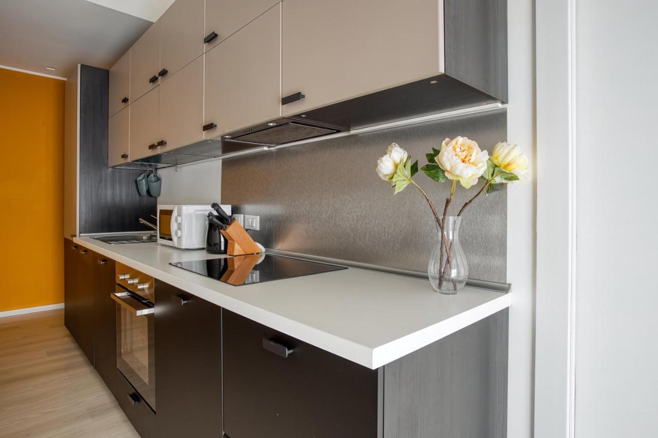 Joivy Vibrant 2Bed Apt With Balcony Mailand Exterior foto