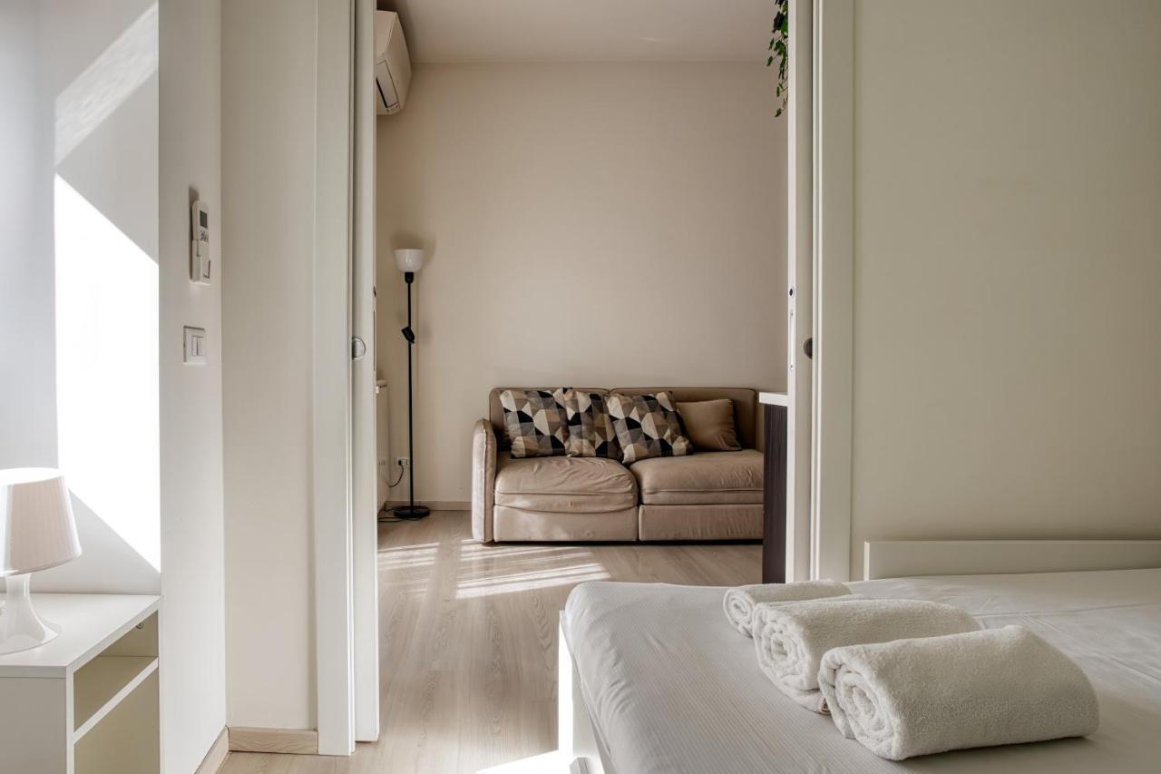 Joivy Vibrant 2Bed Apt With Balcony Mailand Exterior foto